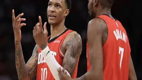 “华盛顿天才之战：能否捍卫主场荣耀？”